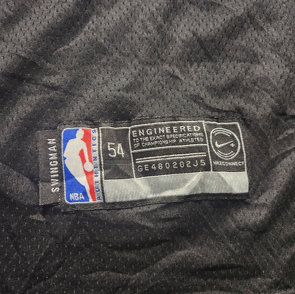 2017-19 Nike Toronto Raptors customized Vince Carter Jersey - Picture 4 of 6